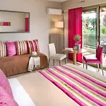 Hotell The Originals Boutique, Les Strelitzias