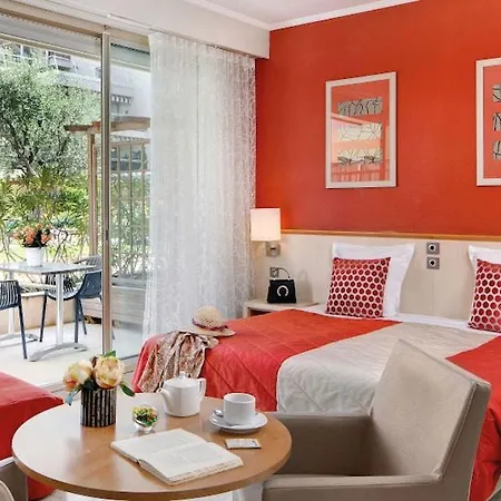 The Originals Boutique, Les Strélitzias 3* Juan-les-Pins