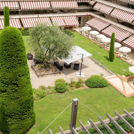 Hotell The Originals Boutique, Les Strelitzias 3*
